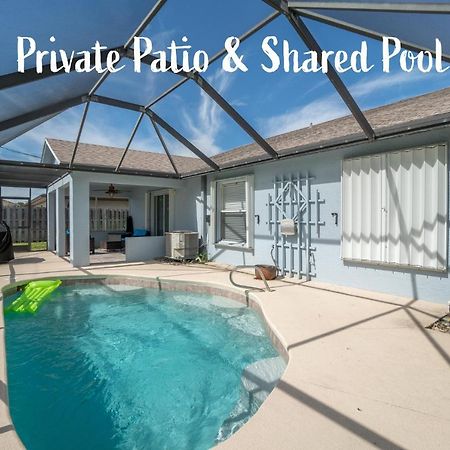 Serene Seaside Retreat: Dog-Friendly Townhouse with Pool Melbourne Exterior photo