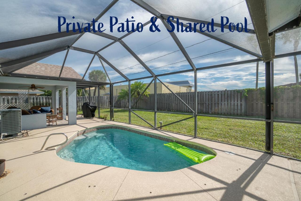 Serene Seaside Retreat: Dog-Friendly Townhouse with Pool Melbourne Exterior photo